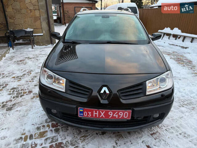 Чорний Рено Меган, об'ємом двигуна 1.6 л та пробігом 240 тис. км за 6200 $, фото 22 на Automoto.ua
