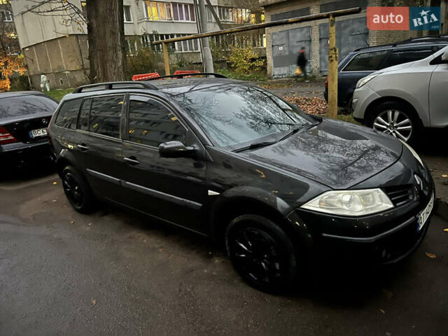 Черный Рено Меган, объемом двигателя 1.6 л и пробегом 250 тыс. км за 4500 $, фото 3 на Automoto.ua