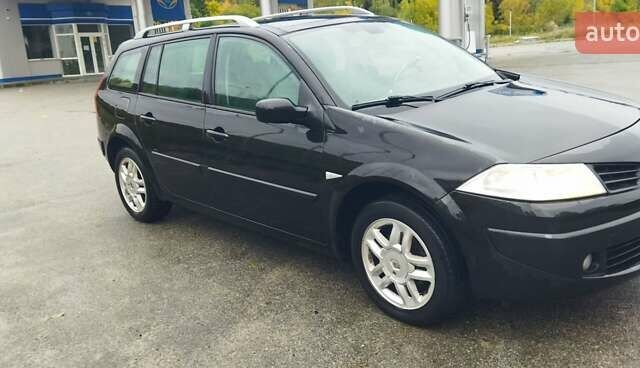 Черный Рено Меган, объемом двигателя 1.6 л и пробегом 263 тыс. км за 4700 $, фото 9 на Automoto.ua