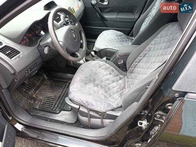 Черный Рено Меган, объемом двигателя 1.6 л и пробегом 181 тыс. км за 5550 $, фото 5 на Automoto.ua