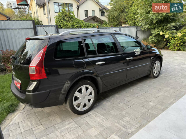 Черный Рено Меган, объемом двигателя 2 л и пробегом 160 тыс. км за 6800 $, фото 4 на Automoto.ua