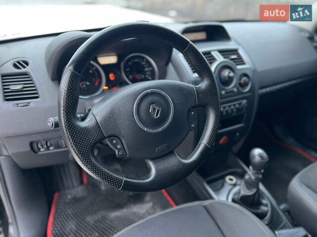 Чорний Рено Меган, об'ємом двигуна 1.5 л та пробігом 261 тис. км за 3950 $, фото 51 на Automoto.ua