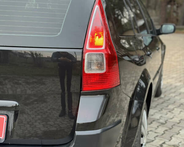 Чорний Рено Меган, об'ємом двигуна 1.6 л та пробігом 222 тис. км за 5450 $, фото 12 на Automoto.ua