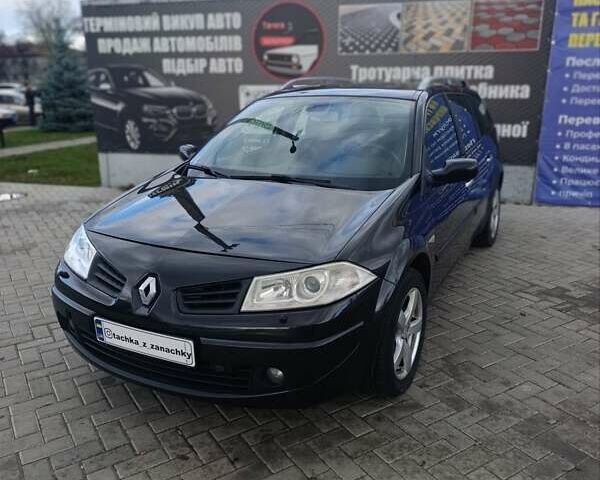 Черный Рено Меган, объемом двигателя 1.6 л и пробегом 300 тыс. км за 4700 $, фото 1 на Automoto.ua