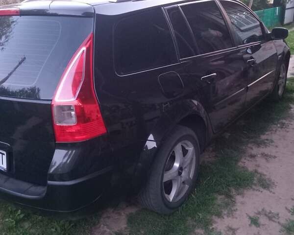 Черный Рено Меган, объемом двигателя 1.6 л и пробегом 320 тыс. км за 5500 $, фото 1 на Automoto.ua