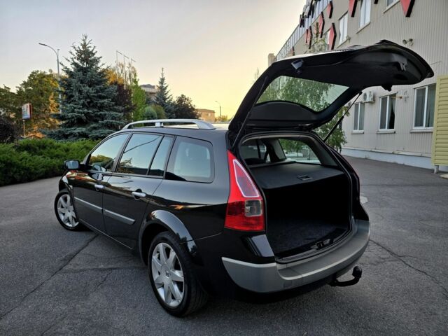 Чорний Рено Меган, об'ємом двигуна 1.6 л та пробігом 250 тис. км за 5300 $, фото 21 на Automoto.ua