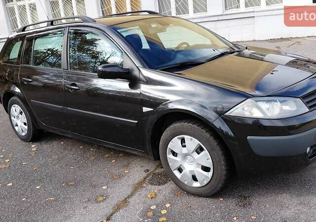 Черный Рено Меган, объемом двигателя 1.6 л и пробегом 235 тыс. км за 4850 $, фото 6 на Automoto.ua