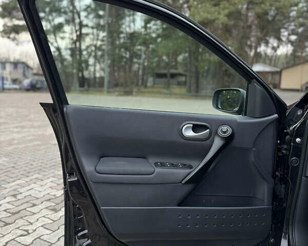 Чорний Рено Меган, об'ємом двигуна 1.6 л та пробігом 222 тис. км за 5450 $, фото 20 на Automoto.ua