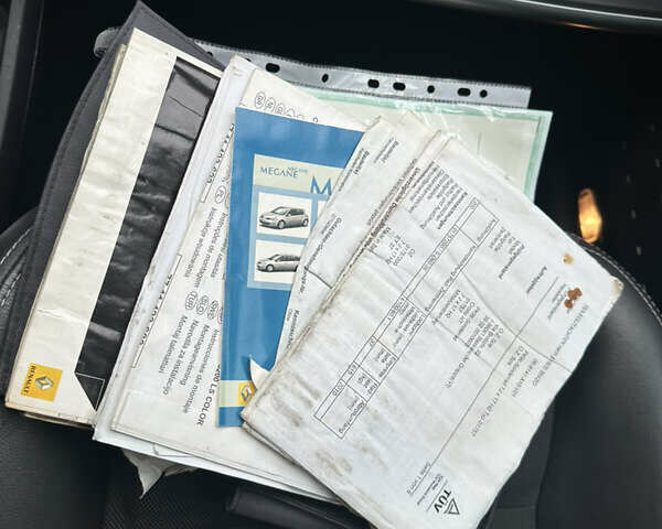 Черный Рено Меган, объемом двигателя 1.6 л и пробегом 212 тыс. км за 6600 $, фото 35 на Automoto.ua