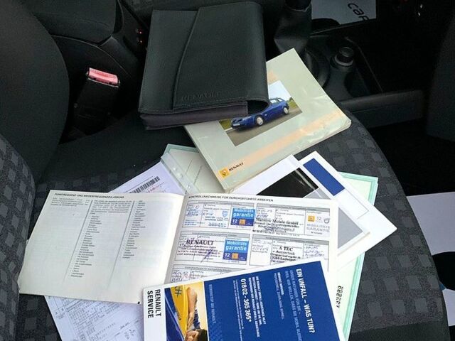 Черный Рено Меган, объемом двигателя 1.6 л и пробегом 185 тыс. км за 6199 $, фото 13 на Automoto.ua