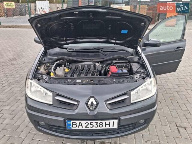 Рено Меган 2008 у Кропивницькому (Кіровограді) на Automoto.ua Чорний Рено Меган, об'ємом двигуна 1.6 л та пробігом 227 тис. км за 6200 $, фото 16 на Automoto.ua
