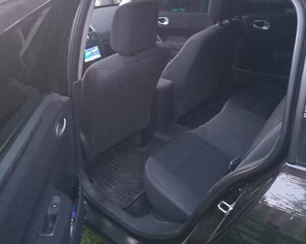 Черный Рено Меган, объемом двигателя 1.6 л и пробегом 320 тыс. км за 5500 $, фото 8 на Automoto.ua