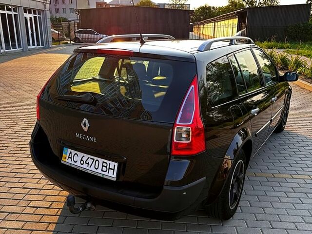 Черный Рено Меган, объемом двигателя 1.9 л и пробегом 230 тыс. км за 4790 $, фото 4 на Automoto.ua