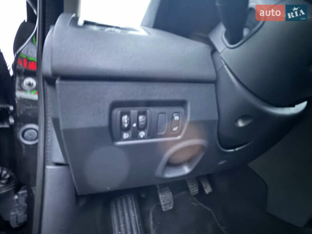 Чорний Рено Меган, об'ємом двигуна 1.6 л та пробігом 234 тис. км за 6500 $, фото 43 на Automoto.ua