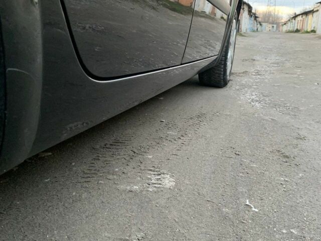 Чорний Рено Меган, об'ємом двигуна 1.6 л та пробігом 185 тис. км за 6199 $, фото 11 на Automoto.ua