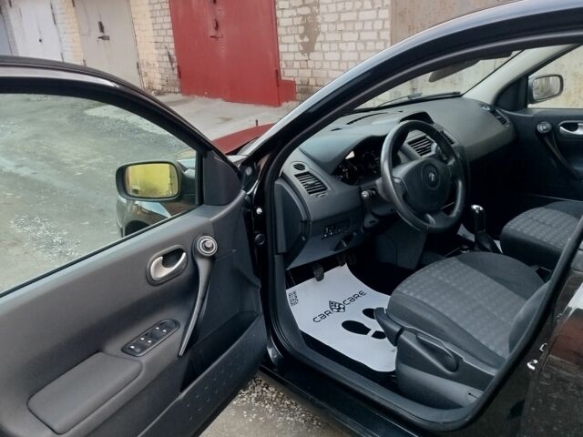 Чорний Рено Меган, об'ємом двигуна 1.6 л та пробігом 185 тис. км за 6199 $, фото 17 на Automoto.ua