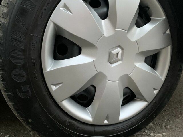 Чорний Рено Меган, об'ємом двигуна 1.6 л та пробігом 185 тис. км за 6199 $, фото 14 на Automoto.ua