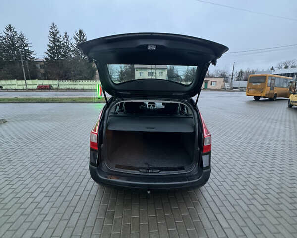 Чорний Рено Меган, об'ємом двигуна 1.6 л та пробігом 234 тис. км за 6500 $, фото 38 на Automoto.ua