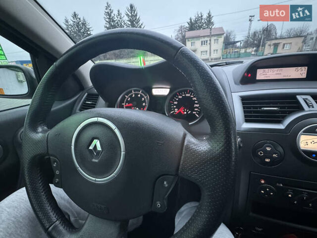 Чорний Рено Меган, об'ємом двигуна 1.6 л та пробігом 234 тис. км за 6500 $, фото 59 на Automoto.ua