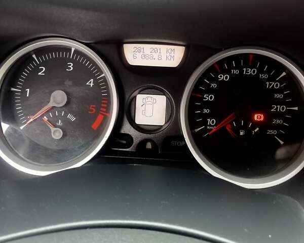 Чорний Рено Меган, об'ємом двигуна 1.5 л та пробігом 281 тис. км за 5100 $, фото 2 на Automoto.ua