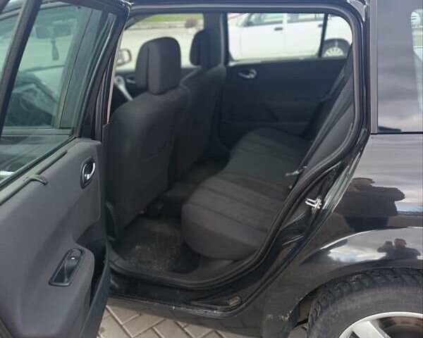 Черный Рено Меган, объемом двигателя 1.6 л и пробегом 300 тыс. км за 4700 $, фото 7 на Automoto.ua