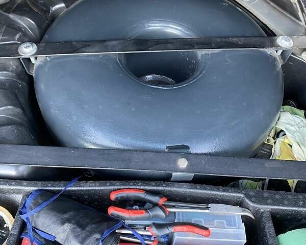 Чорний Рено Меган, об'ємом двигуна 1.6 л та пробігом 254 тис. км за 5100 $, фото 5 на Automoto.ua