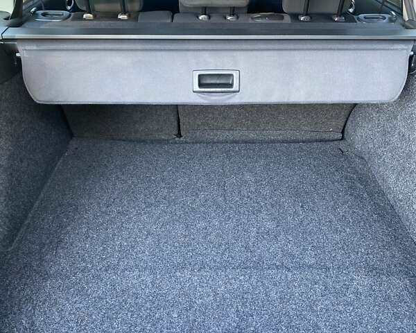 Чорний Рено Меган, об'ємом двигуна 1.6 л та пробігом 254 тис. км за 5100 $, фото 6 на Automoto.ua