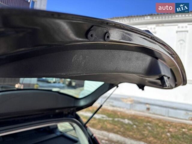 Черный Рено Меган, объемом двигателя 1.6 л и пробегом 149 тыс. км за 6200 $, фото 18 на Automoto.ua