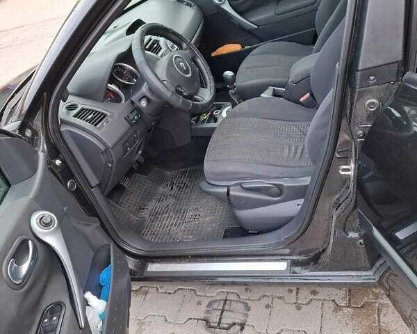 Черный Рено Меган, объемом двигателя 1.46 л и пробегом 208 тыс. км за 6200 $, фото 2 на Automoto.ua