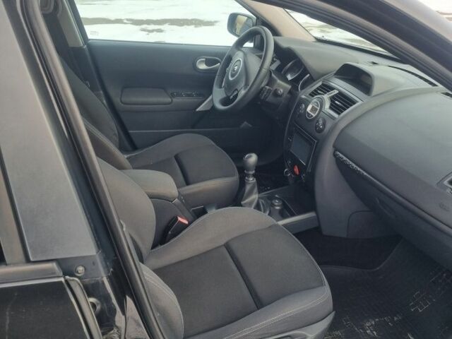 Черный Рено Меган, объемом двигателя 1.5 л и пробегом 245 тыс. км за 5700 $, фото 11 на Automoto.ua