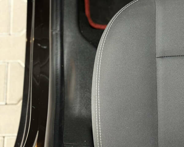 Чорний Рено Меган, об'ємом двигуна 1.6 л та пробігом 172 тис. км за 6900 $, фото 73 на Automoto.ua