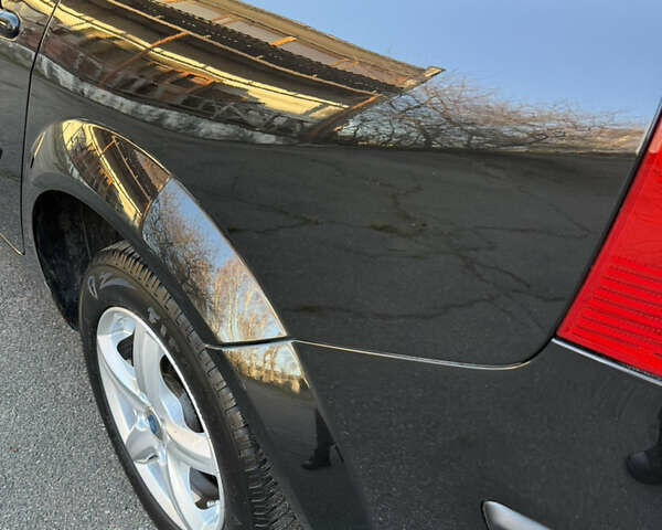 Черный Рено Меган, объемом двигателя 1.6 л и пробегом 200 тыс. км за 6200 $, фото 39 на Automoto.ua