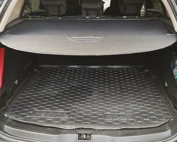 Черный Рено Меган, объемом двигателя 1.46 л и пробегом 294 тыс. км за 6700 $, фото 9 на Automoto.ua