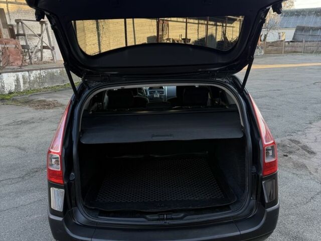 Черный Рено Меган, объемом двигателя 1.6 л и пробегом 200 тыс. км за 6200 $, фото 20 на Automoto.ua