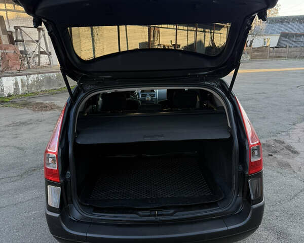 Черный Рено Меган, объемом двигателя 1.6 л и пробегом 200 тыс. км за 6200 $, фото 78 на Automoto.ua