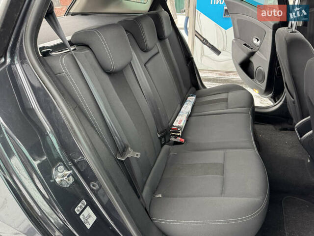 Черный Рено Меган, объемом двигателя 1.5 л и пробегом 231 тыс. км за 6350 $, фото 15 на Automoto.ua