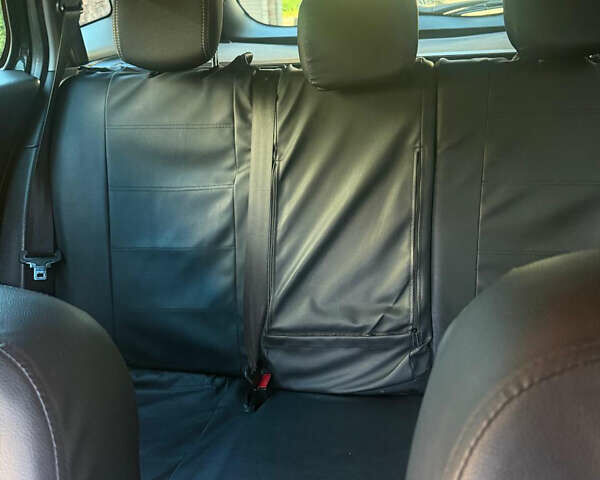 Черный Рено Меган, объемом двигателя 1.5 л и пробегом 200 тыс. км за 6100 $, фото 7 на Automoto.ua