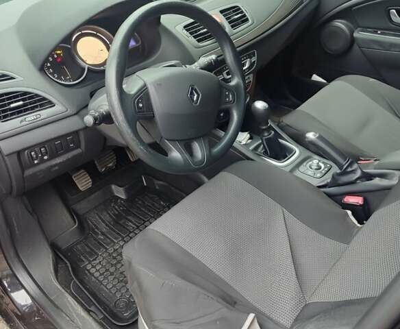 Чорний Рено Меган, об'ємом двигуна 1.4 л та пробігом 260 тис. км за 6400 $, фото 9 на Automoto.ua