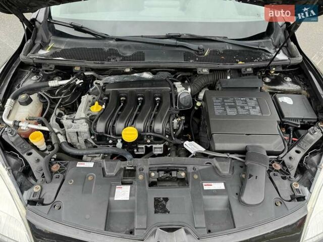 Рено Меган 2009 в Киеве на Automoto.ua Черный Рено Меган, объемом двигателя 1.6 л и пробегом 181 тыс. км за 7950 $, фото 27 на Automoto.ua