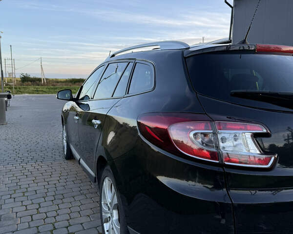 Рено Меган 2009 у Львові на Automoto.ua Чорний Рено Меган, об'ємом двигуна 1.87 л та пробігом 299 тис. км за 7000 $, фото 18 на Automoto.ua