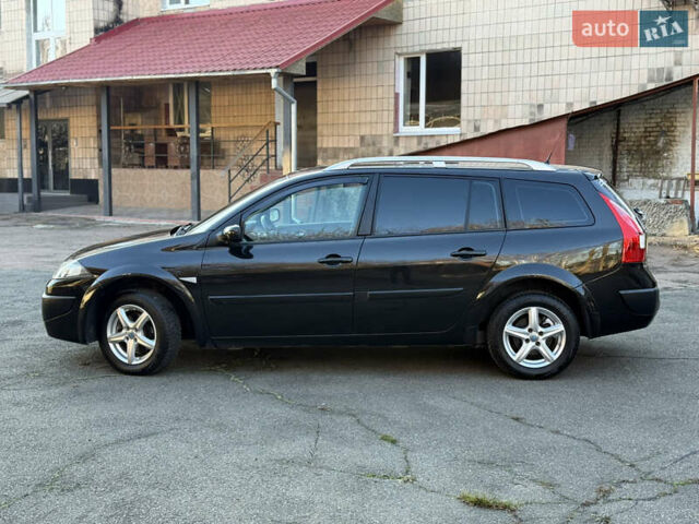 Черный Рено Меган, объемом двигателя 1.6 л и пробегом 200 тыс. км за 6200 $, фото 1 на Automoto.ua