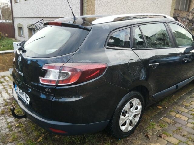 Черный Рено Меган, объемом двигателя 1 л и пробегом 250 тыс. км за 6300 $, фото 3 на Automoto.ua