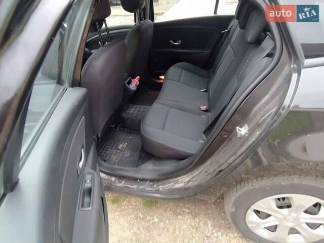 Рено Меган 2009 в Городке на Automoto.ua Черный Рено Меган, объемом двигателя 1.5 л и пробегом 257 тыс. км за 6700 $, фото 2 на Automoto.ua