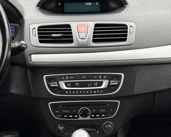 Чорний Рено Меган, об'ємом двигуна 1.6 л та пробігом 172 тис. км за 6900 $, фото 38 на Automoto.ua