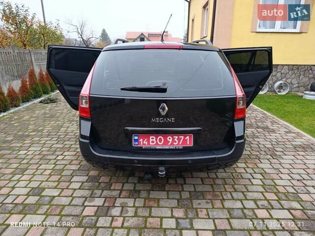 Черный Рено Меган, объемом двигателя 1.6 л и пробегом 220 тыс. км за 4600 $, фото 10 на Automoto.ua