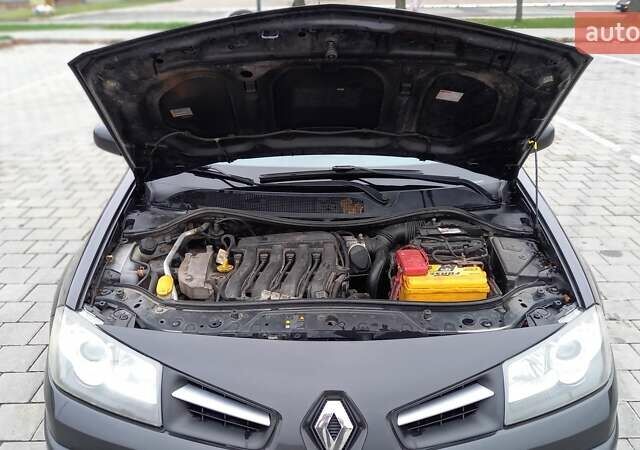 Черный Рено Меган, объемом двигателя 1.6 л и пробегом 206 тыс. км за 5999 $, фото 13 на Automoto.ua