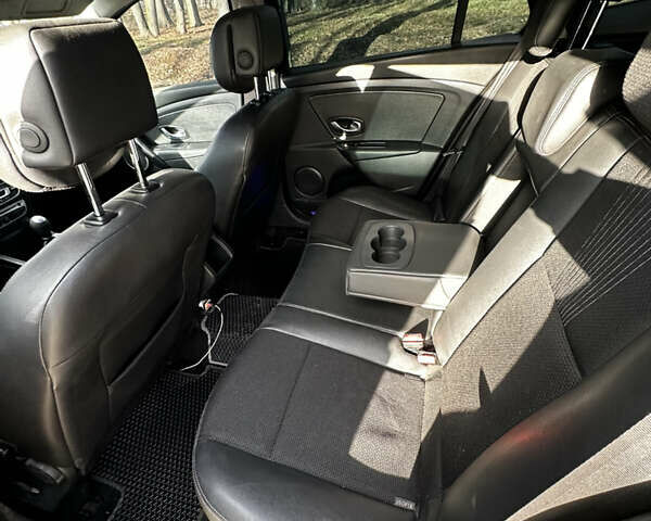 Черный Рено Меган, объемом двигателя 1.46 л и пробегом 330 тыс. км за 7200 $, фото 12 на Automoto.ua