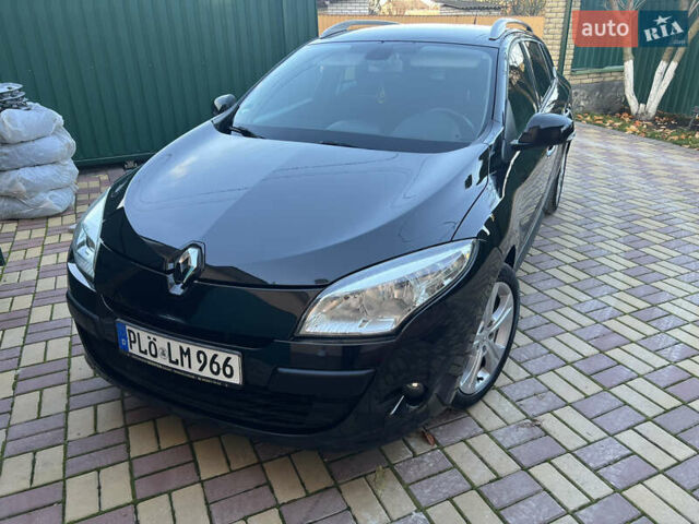Черный Рено Меган, объемом двигателя 1.6 л и пробегом 213 тыс. км за 7350 $, фото 47 на Automoto.ua