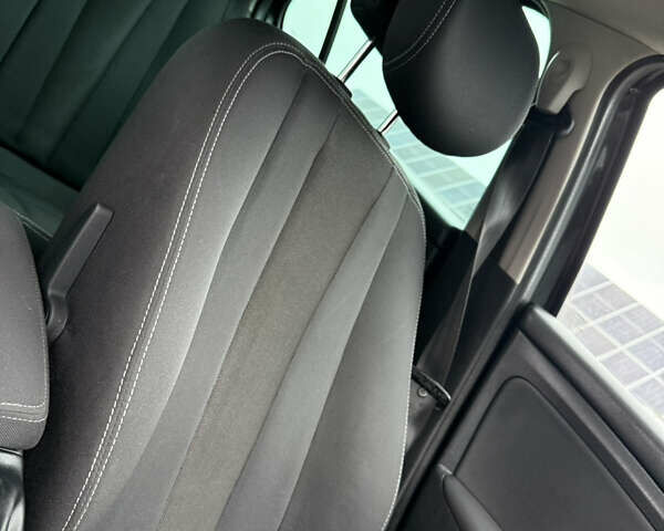 Чорний Рено Меган, об'ємом двигуна 1.6 л та пробігом 172 тис. км за 6900 $, фото 93 на Automoto.ua