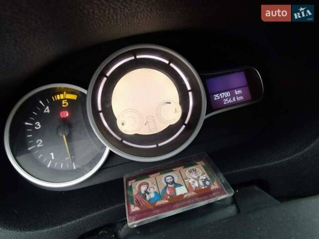 Рено Меган 2009 в Городке на Automoto.ua Черный Рено Меган, объемом двигателя 1.5 л и пробегом 257 тыс. км за 6700 $, фото 17 на Automoto.ua
